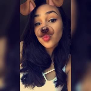 Meet your Posher, Claire